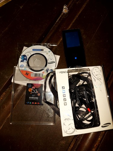 Samsung mp3 player - mp3, 4gb
